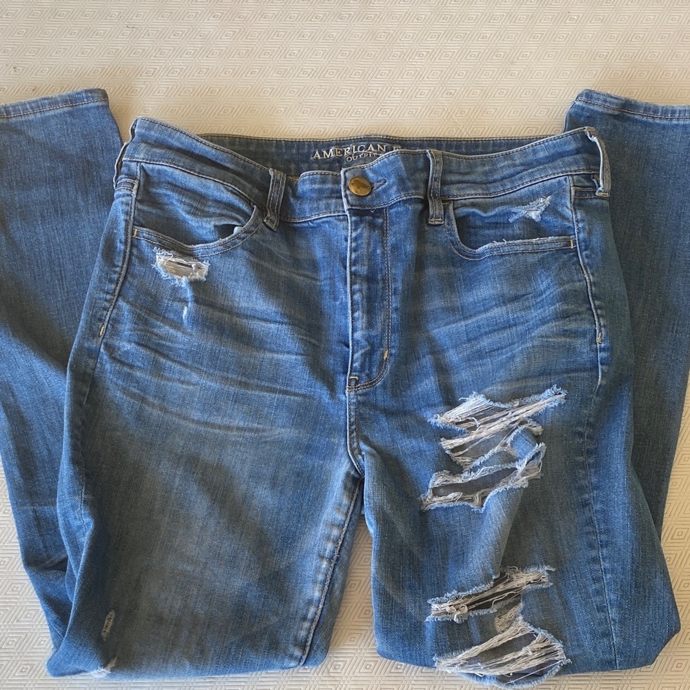 American Eagle Outfitters Women's Ripped Hi-Rise Jegging